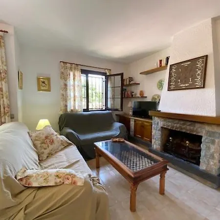 Casa Del Pi With A Shared Pool Tatil Evi Tossa de Mar